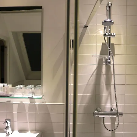 Hotell Vrythof 3*