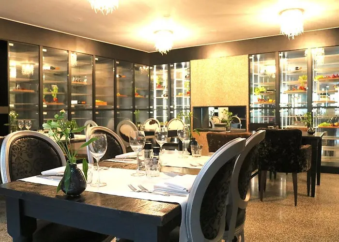 Saillant Centre - Auping Partner فندق 3*