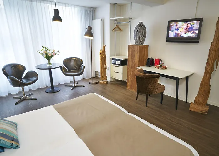 Saillant Centre - Auping Partner 3*