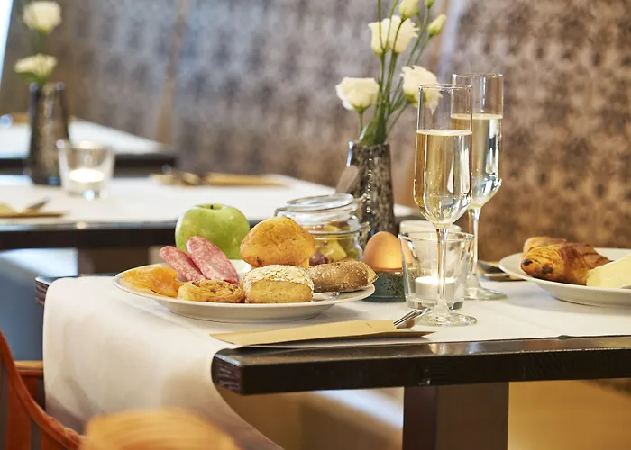 Saillant Centre - Auping Partner فندق 3*