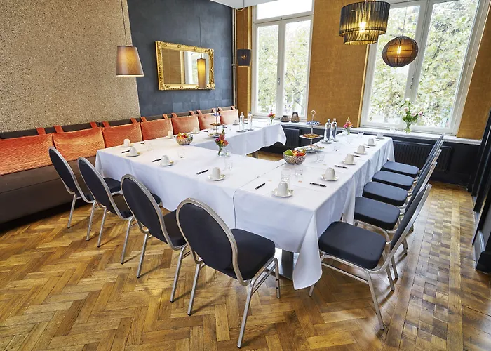 Saillant Centre - Auping Partner 3*